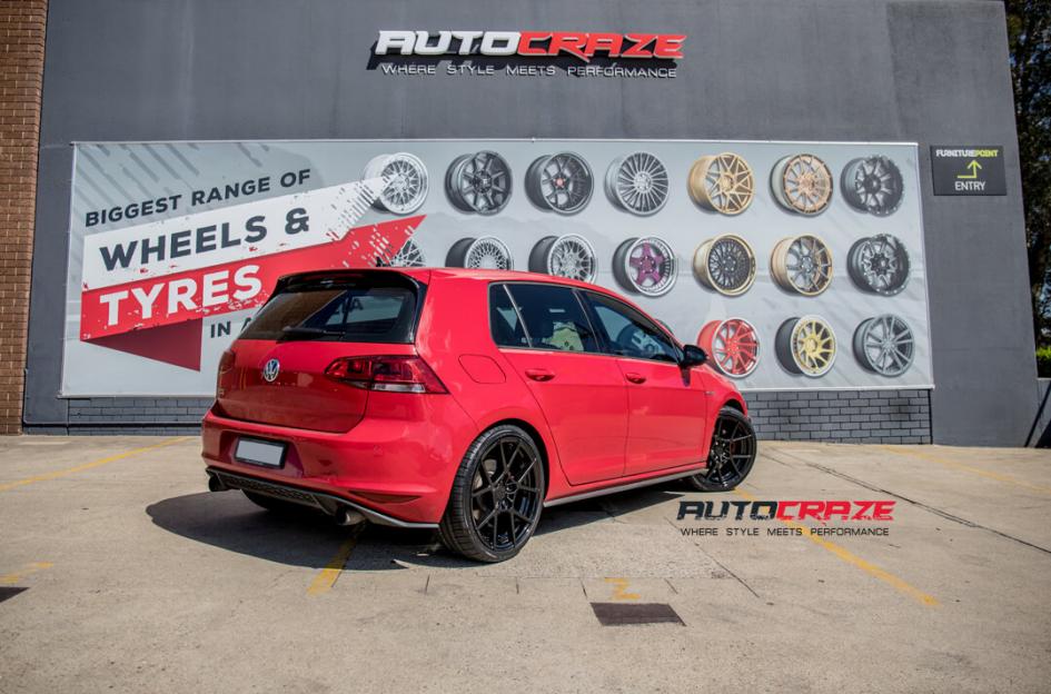 VOLKSWAGEN GOLF KPS MATTE BLACK